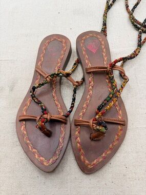 JC Braided Leather Toe-Ring Sandals in Brown with Multicolor Laces